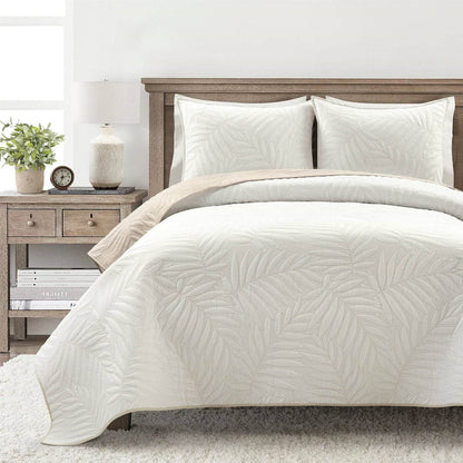 Full/Queen Lightweight Fern Leaf Reversible 3-PC White Beige Cotton Quilt Set - Loft&Timber