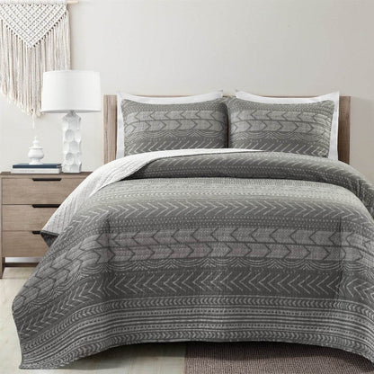 King Size Scandinavian Dark Grey Chevron Stripe Reversible Cotton Quilt Set - Loft&Timber