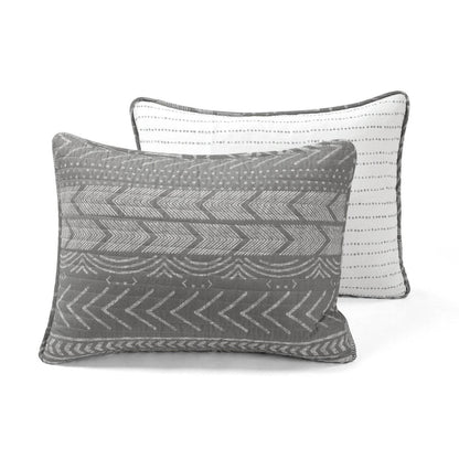 King Size Scandinavian Dark Grey Chevron Stripe Reversible Cotton Quilt Set - Loft&Timber