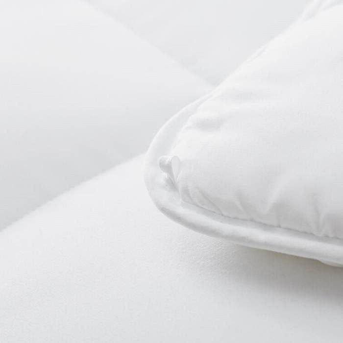 Queen Size Cozy All Seasons Plush White Polyester Down Alternative Comforter - Loft&Timber