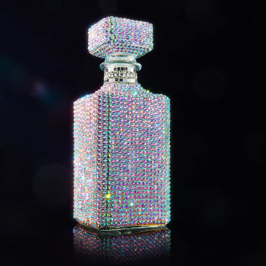 Unique Diamond Rhinestone Decanter | 730 mL | Luxurious Whiskey, Tequila, Wine Decanter - Dazzling All Over Silver Rhinestone Carafe For Spirits, Bourbon, Scotch, Durable Thick Glass HAND WASH ONLY - Loft&Timber