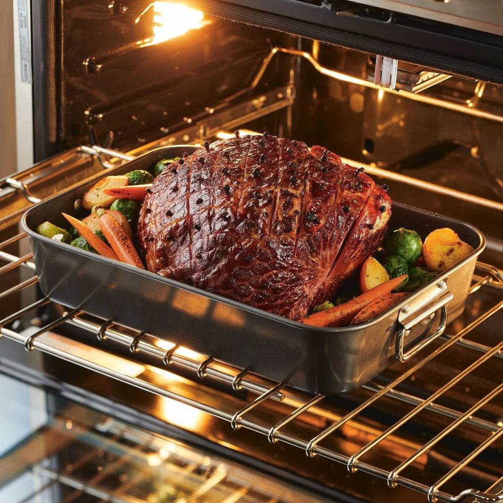 Nonstick Steel Roasting Pan with Removable Rack - Loft&Timber