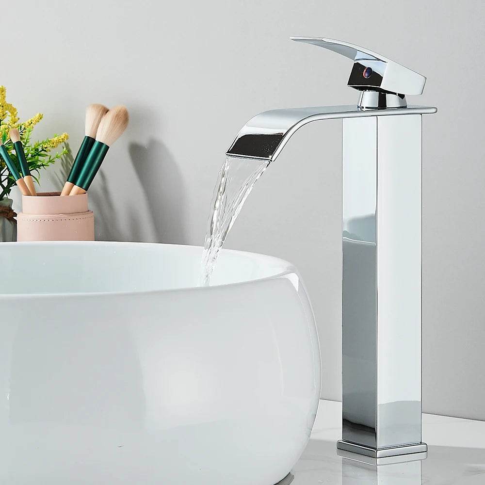 Quyanre Matte Black Waterfall Basin Faucet - Loft&Timber