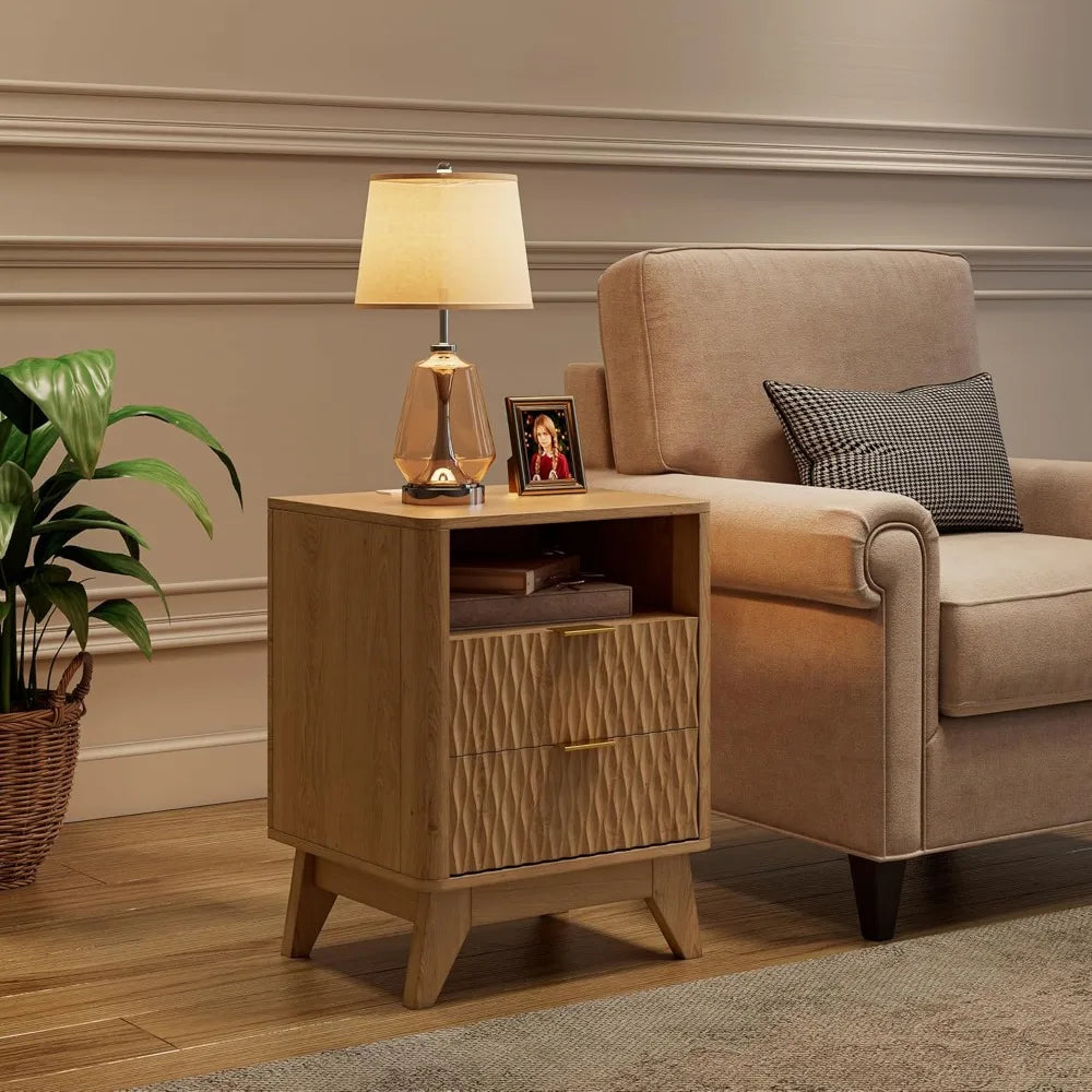 18" Fluted Nightstand - Modern Bedside Table with Charging Station & Storage Drawers