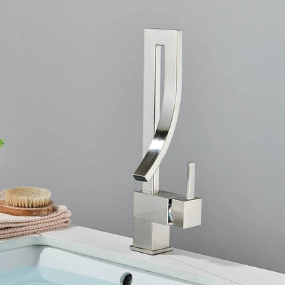 Bathroom Basin Faucet in Brass - Loft&Timber