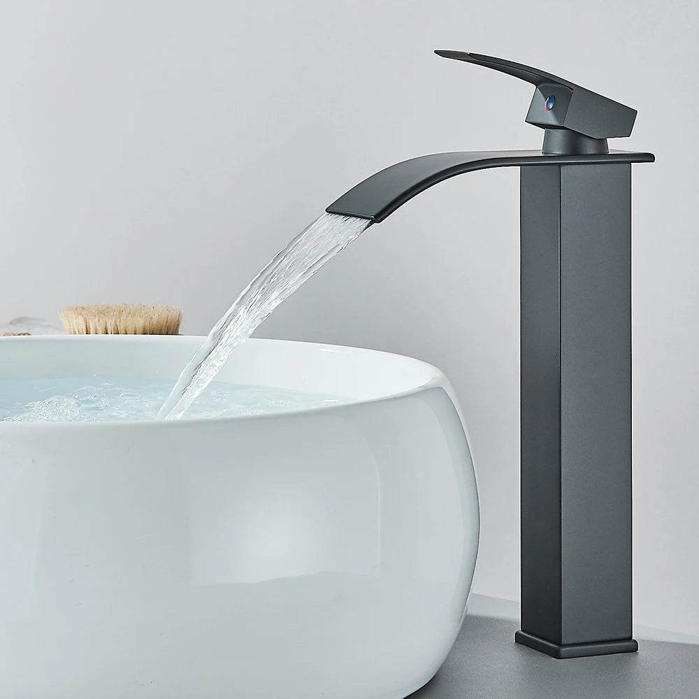 Quyanre Matte Black Waterfall Basin Faucet - Loft&Timber