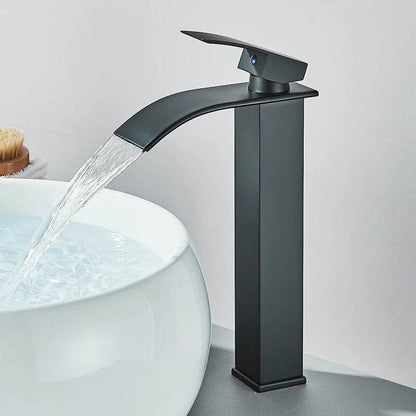 Matte Black Basin Faucet - Loft&Timber
