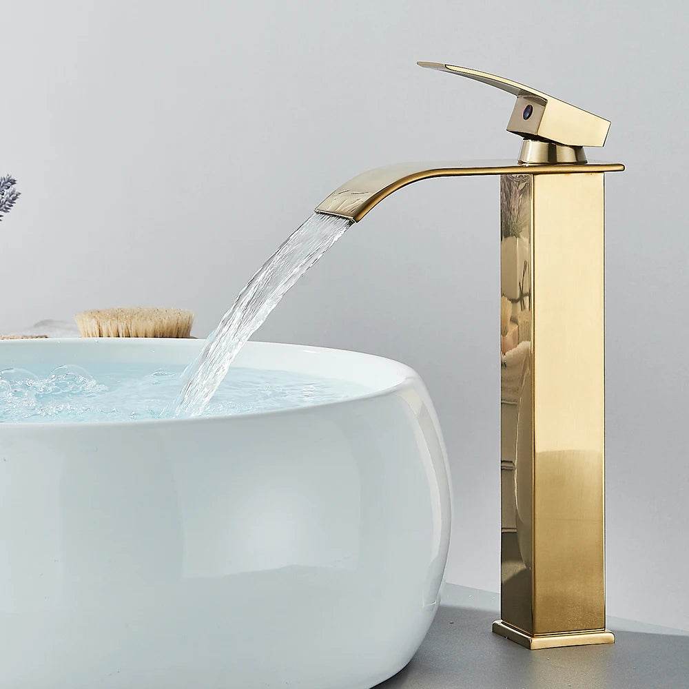 Quyanre Matte Black Waterfall Basin Faucet - Loft&Timber