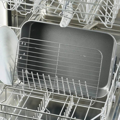 Nonstick Steel Roasting Pan with Removable Rack - Loft&Timber