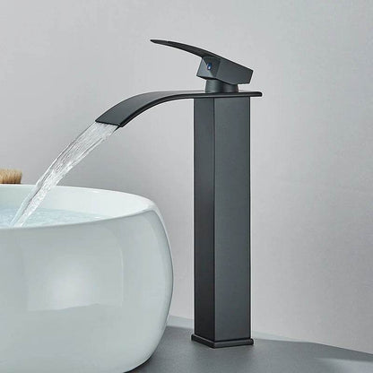 Matte Black Basin Faucet - Loft&Timber