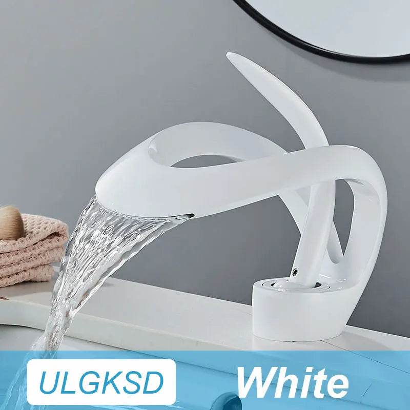 Flying Saucer Bathroom Basin Faucet - Loft&Timber