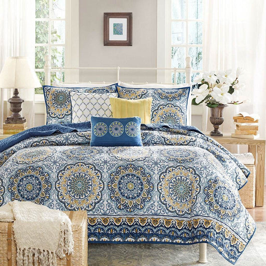 Queen size 6-Piece Coverlet Quilt Set in Blue Floral Pattern - Loft&Timber