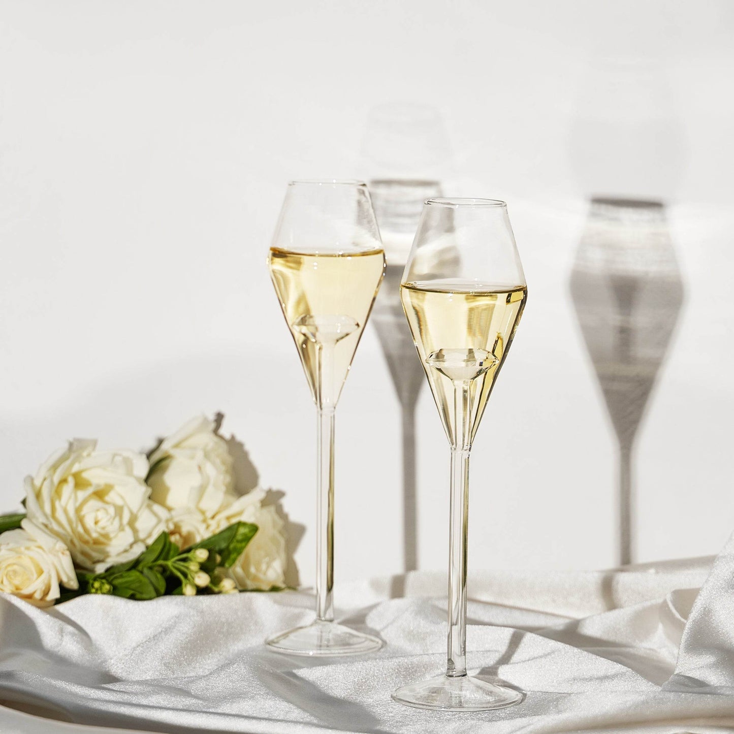 Champagne Flute Glassware | Set of 2, 7.8 OZ | Diamond Stemmed Glass, Gift for Her - Loft&Timber