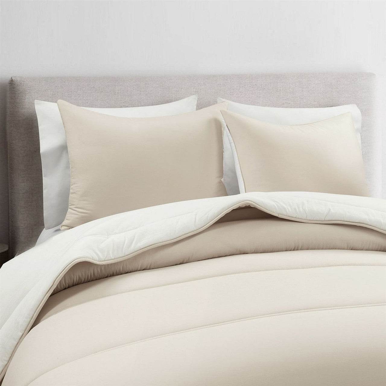 Twin/XL Soft Lightweight Reversible Quilted Comforter Set in White/Beige - Loft&Timber