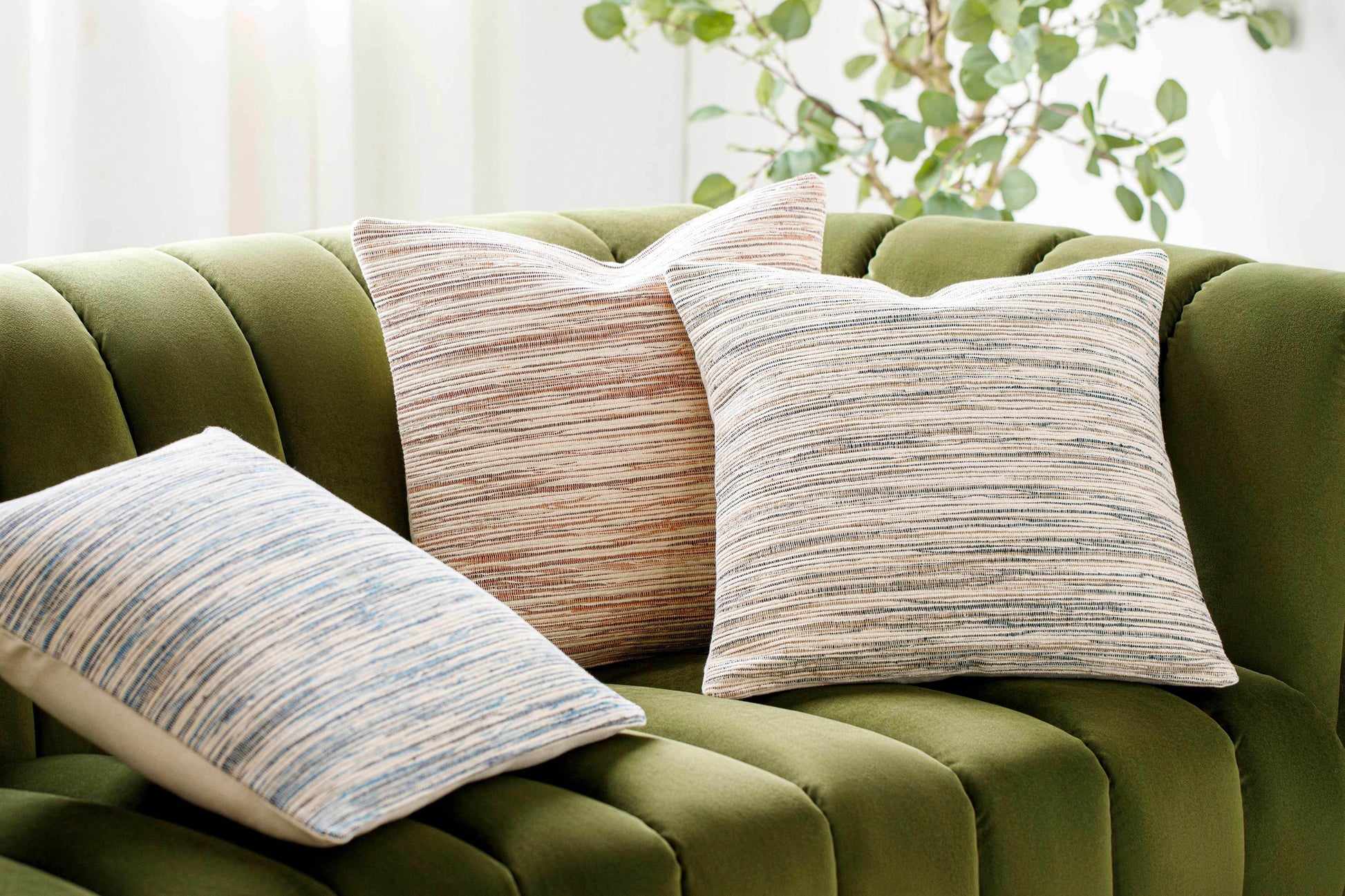 Loman Throw Pillow - Loft&Timber