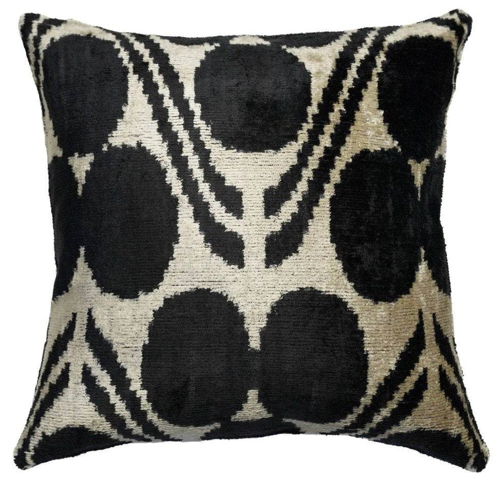 Canvello Decorative Black And White Throw Pillow - Loft&Timber