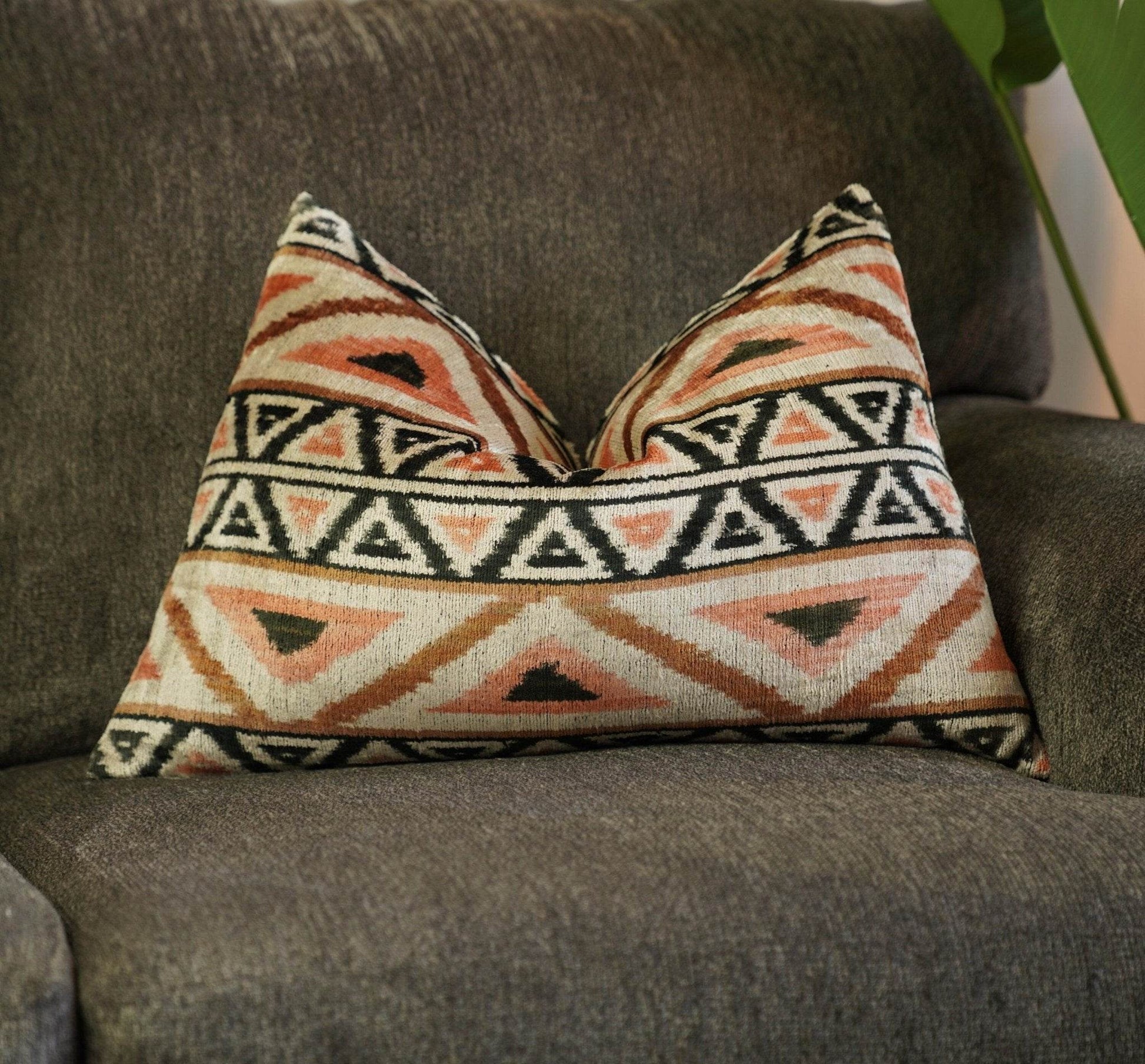 Canvello Decorative Cream Pillows For Sofa | 24x16 - Loft&Timber