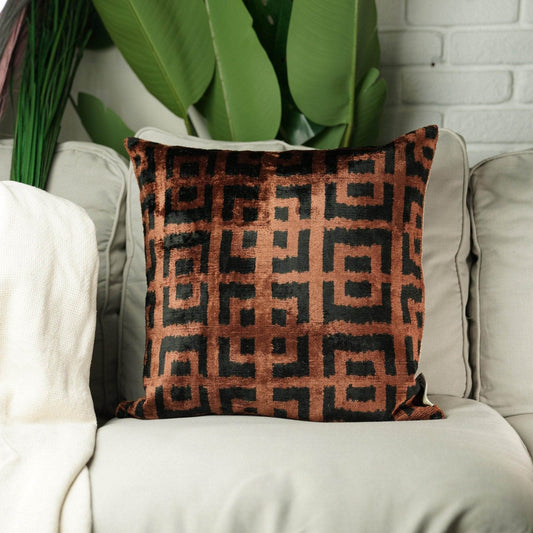 Canvello Silk Velvet Black Decorative Pillows - 20 x 20 in (50 x 50 cm) - Loft&Timber