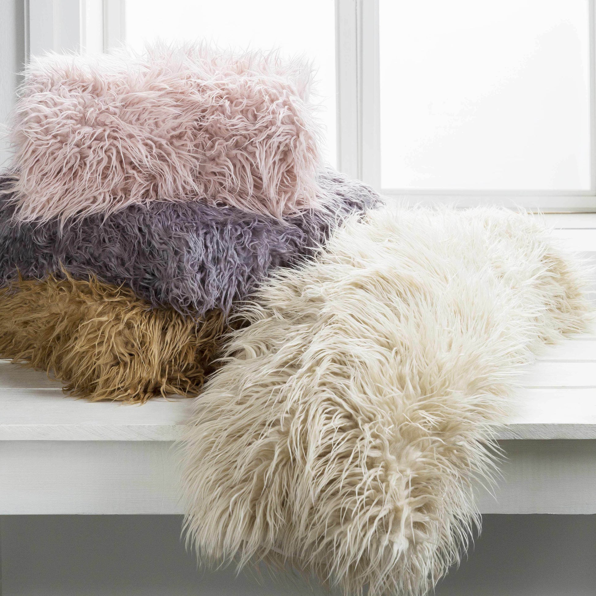 Shandaken Throw Blanket - Clearance - Loft&Timber