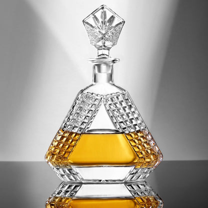 Whiskey Decanter - Triangle - 650ML - Loft&Timber